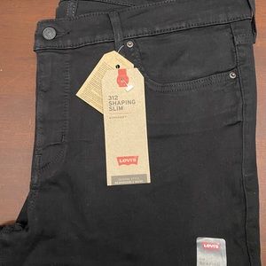 Levi’s 312 Shaping Slim Jeans